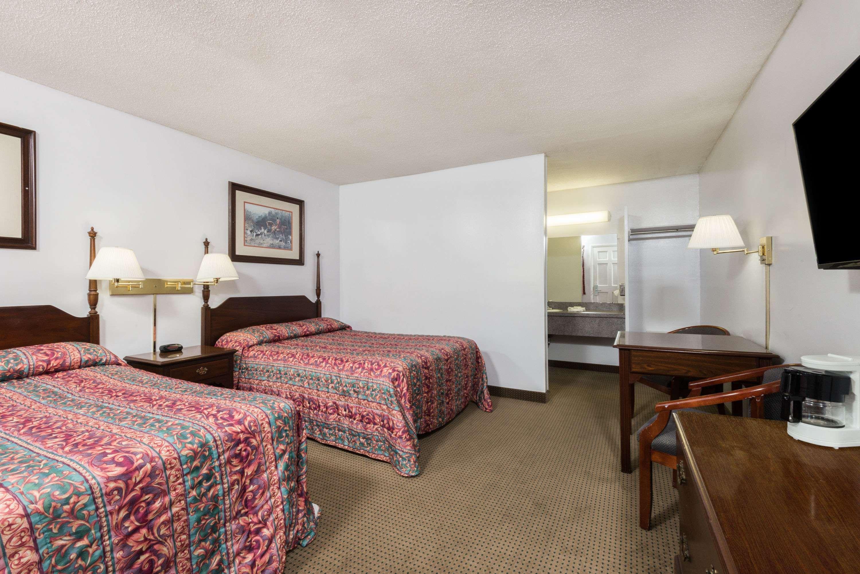 Travelodge By Wyndham Cape Cod Area West Dennis Exterior foto